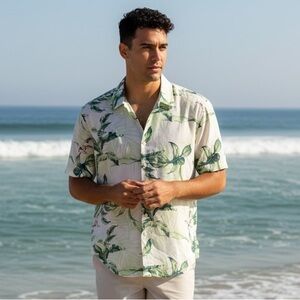 NWT Cubavera Green Leaf Print Short Sleeve Button Up Shirt (Adult Small)